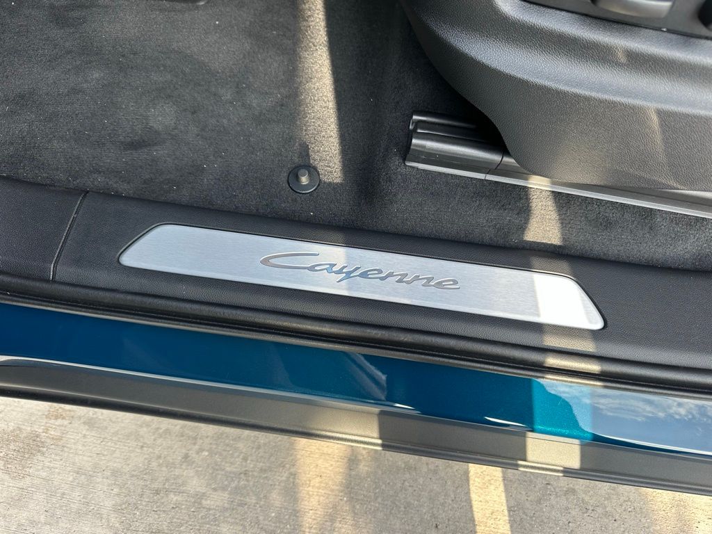 Thumbnail: 2026 Porsche Cayenne - 23