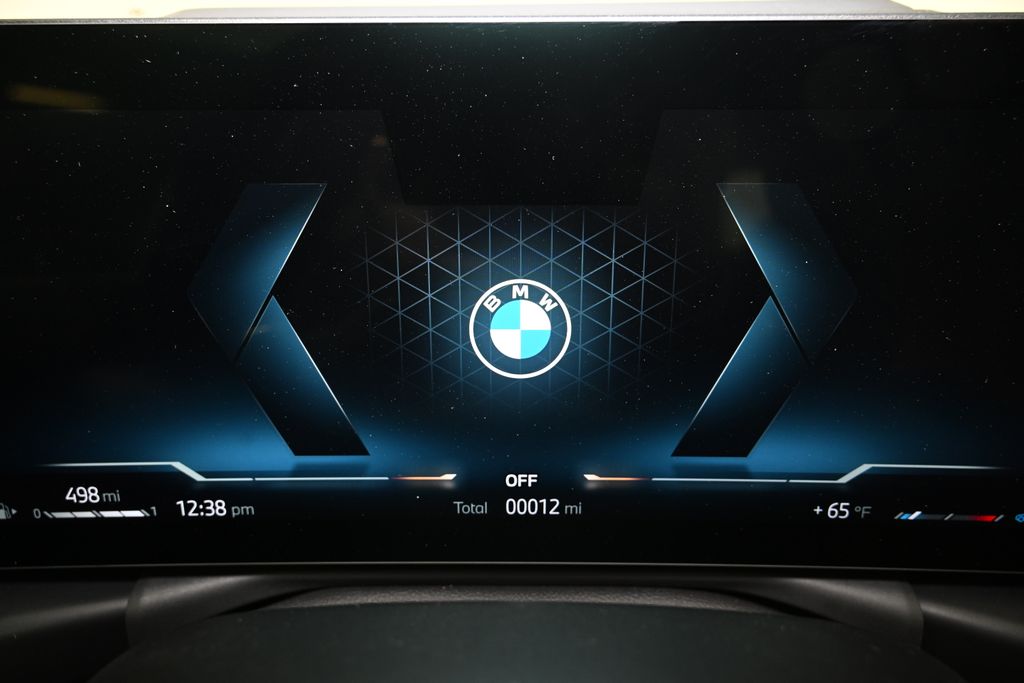 Thumbnail: 2025 BMW 3 Series - 26