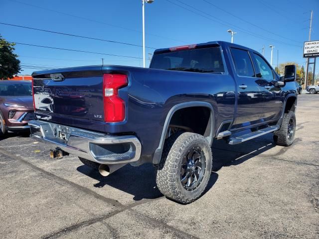 2020 Chevrolet Silverado 2500HD LTZ 4