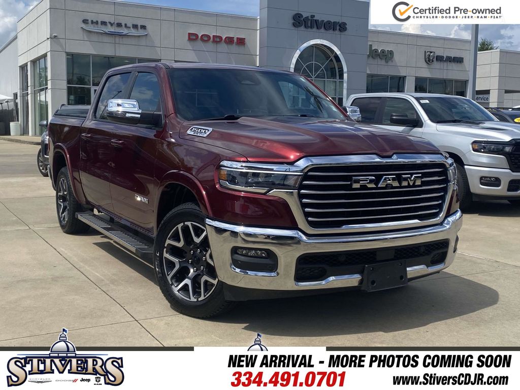 Delmonico Red Pearlcoat 2025 RAM 1500 Pickup Truck Four-Wheel Drive 8-Speed Automatic