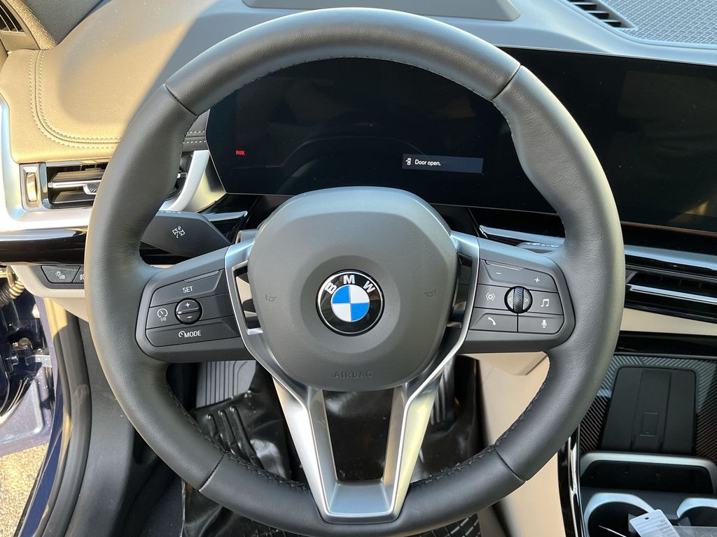 2025 BMW X1 xDrive28i 14