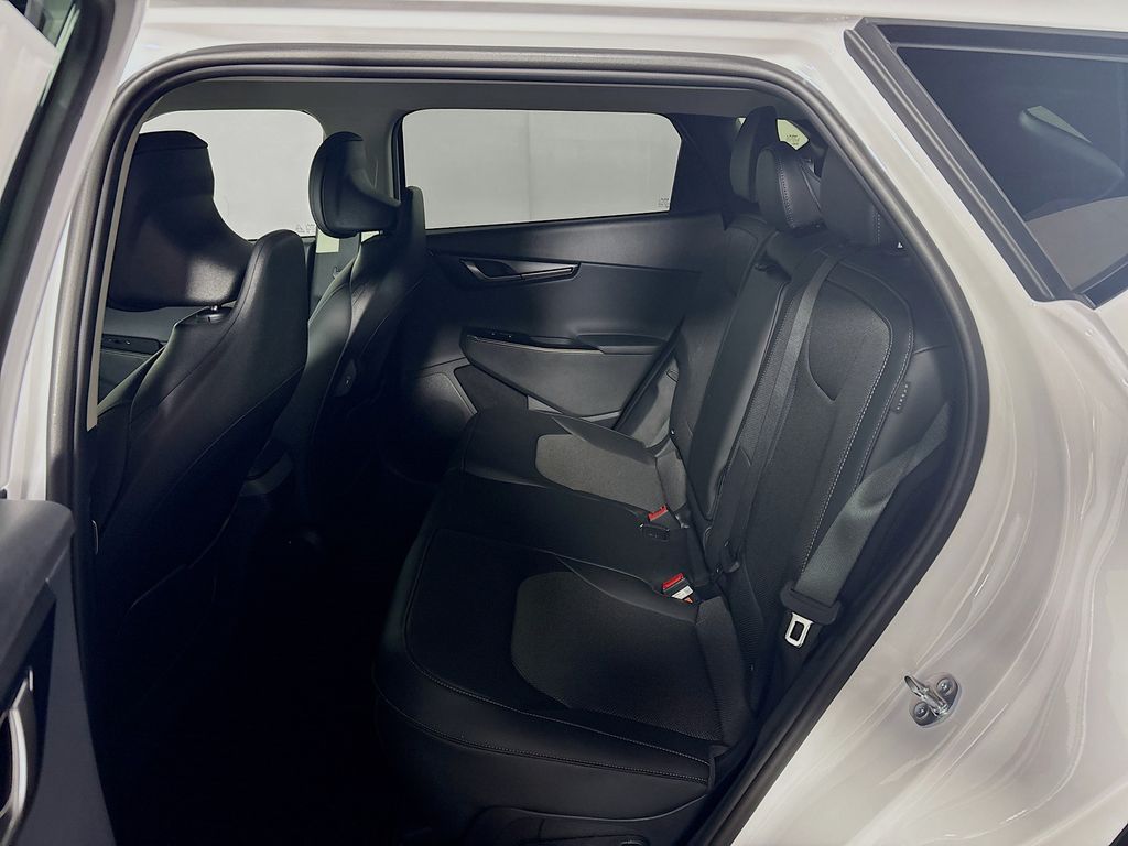 2025 Kia EV6 Light