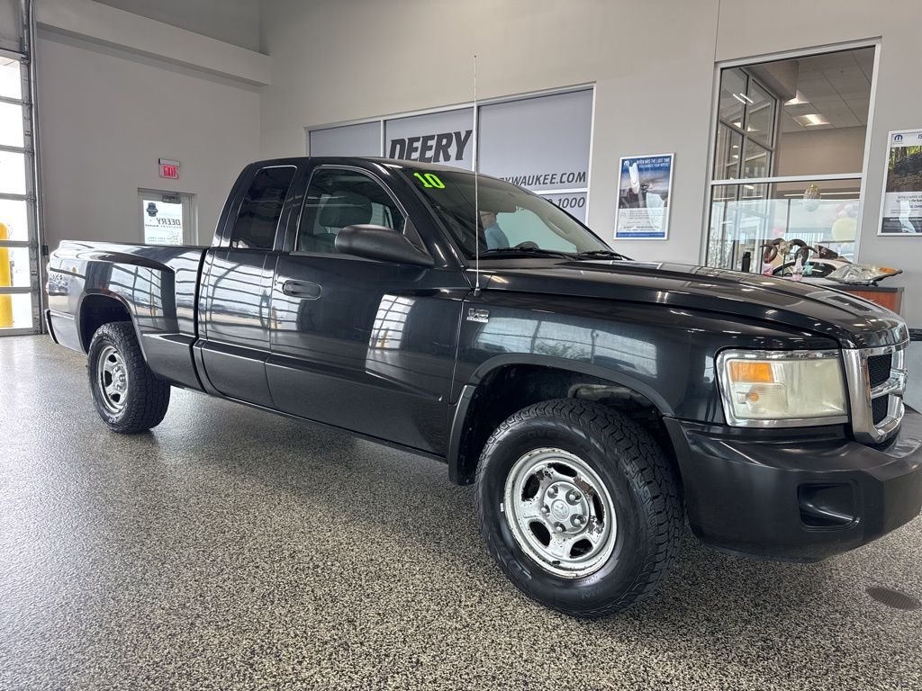 Brilliant Black Crystal Pearlcoat 2010 Dodge Dakota ST Extended Cab 4WD Pickup Truck Four-Wheel Drive 5-Speed Automatic