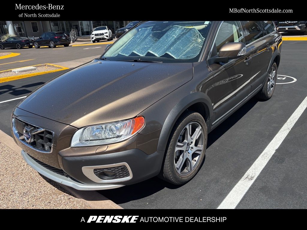 Brown 2013 Volvo XC70 T6 AWD Wagon All-Wheel Drive 6-Speed Automatic