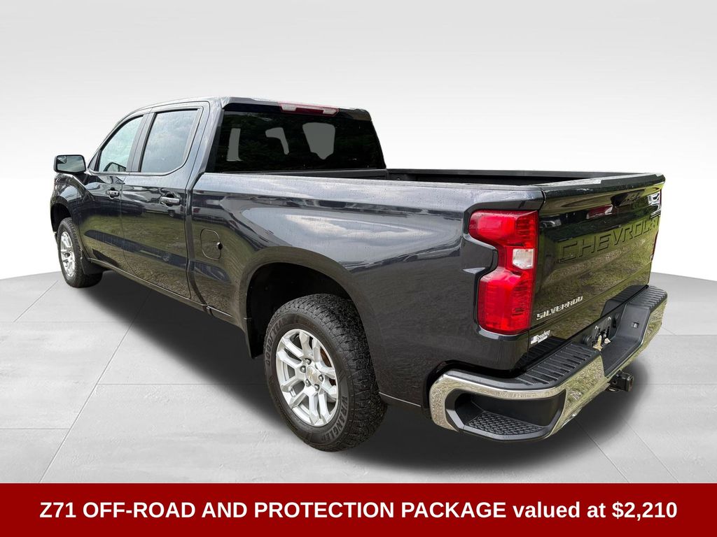 2023 Chevrolet Silverado 1500 LT - Image 4