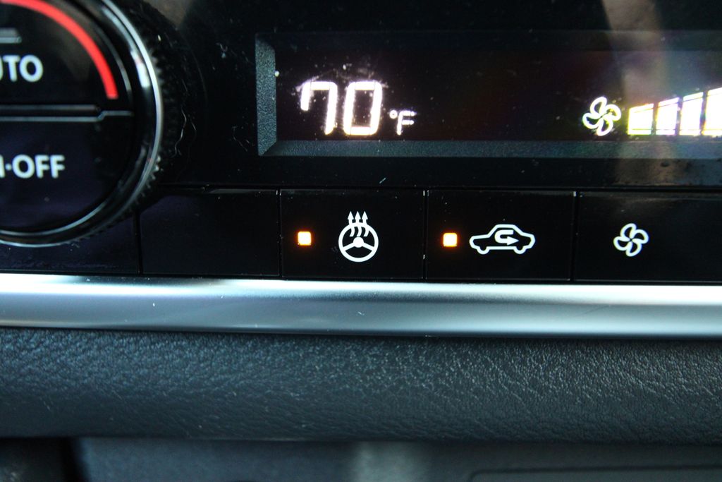 Used 2023 Nissan Rogue SUV