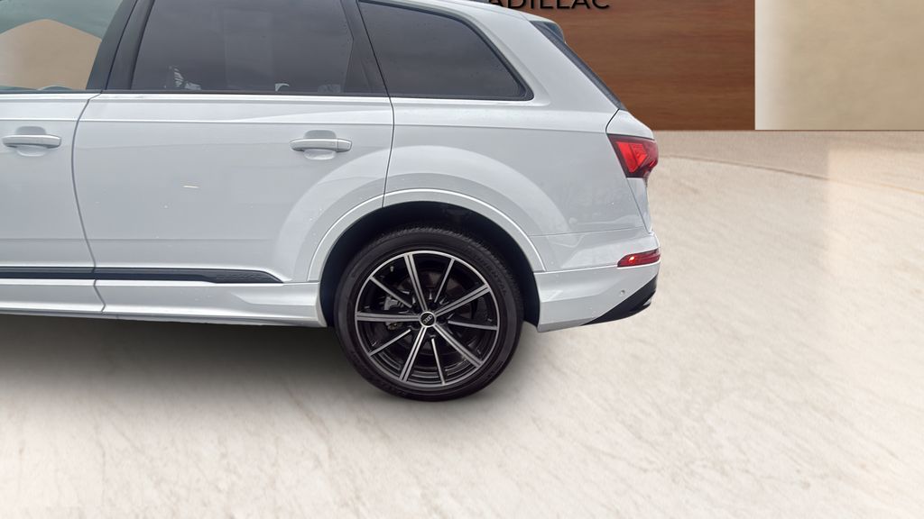 used 2022 Audi Q7 car, priced at $37,300