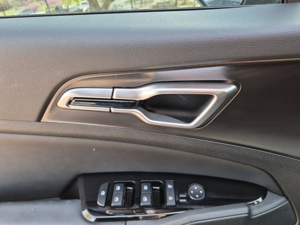 Used Car 2023 Kia Sportage  Ex For Sale Under $30,000 In Austin, Texas