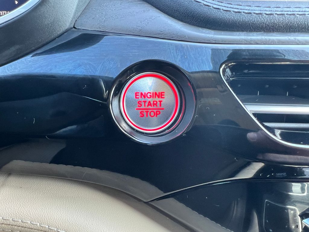 Thumbnail: 2023 Acura MDX - 29