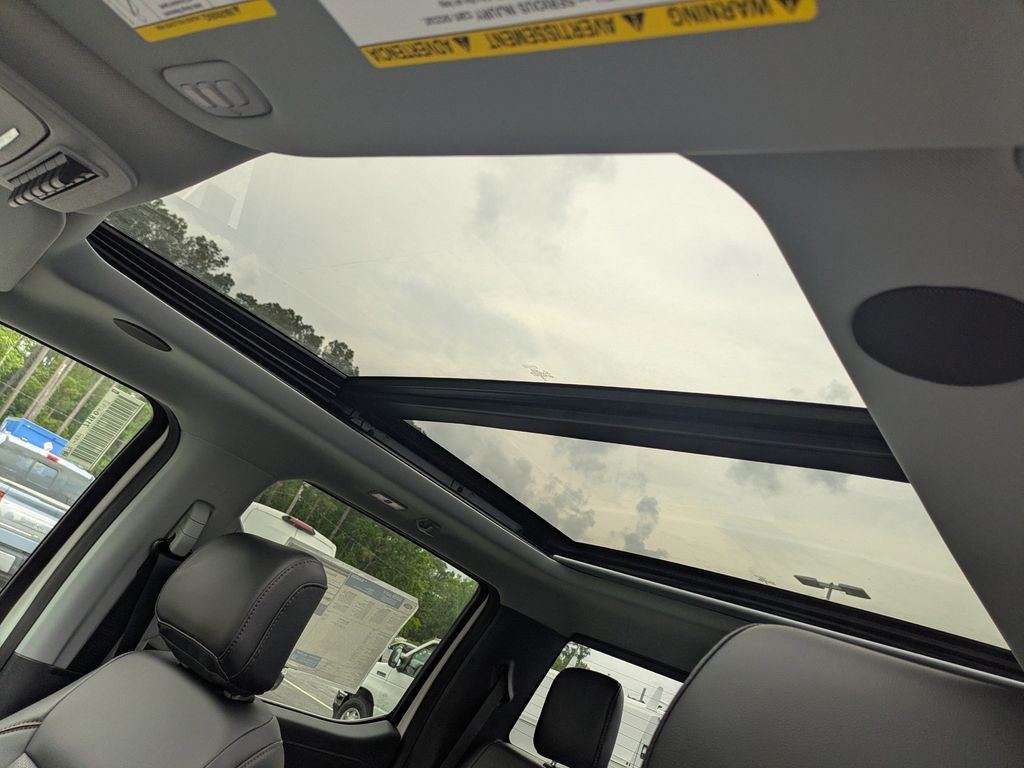 2026 Ford F-350 Super Duty LARIAT