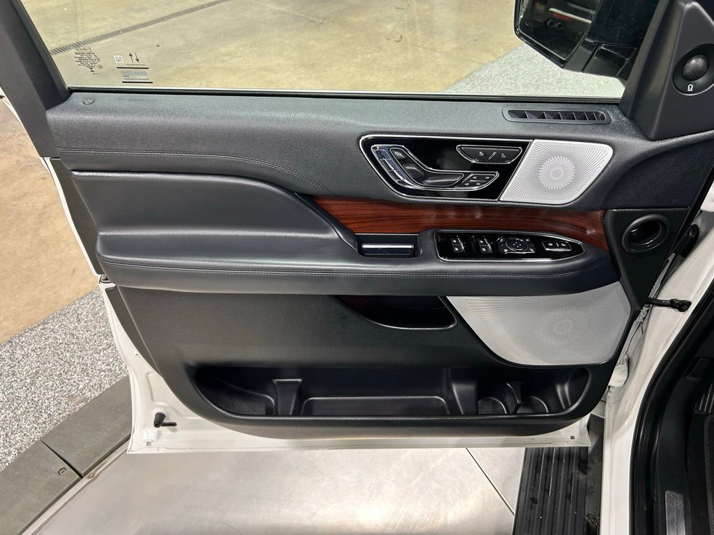 used 2023 Lincoln Navigator L car, priced at $57,390