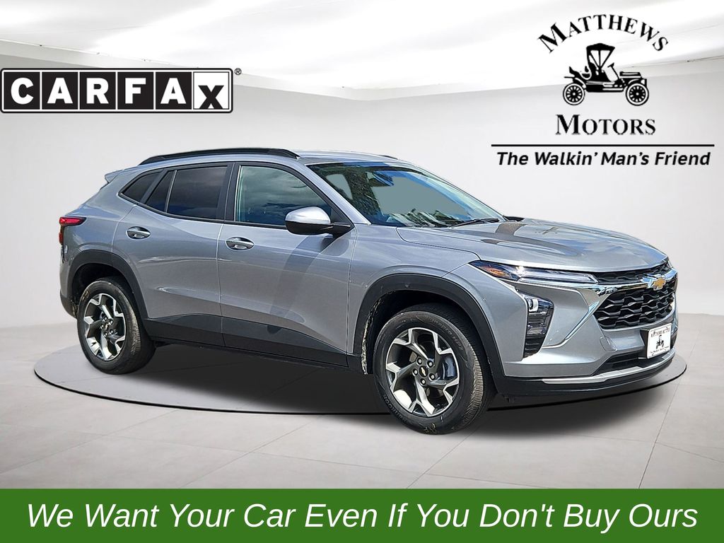 2025 Chevrolet Trax LT's photo
