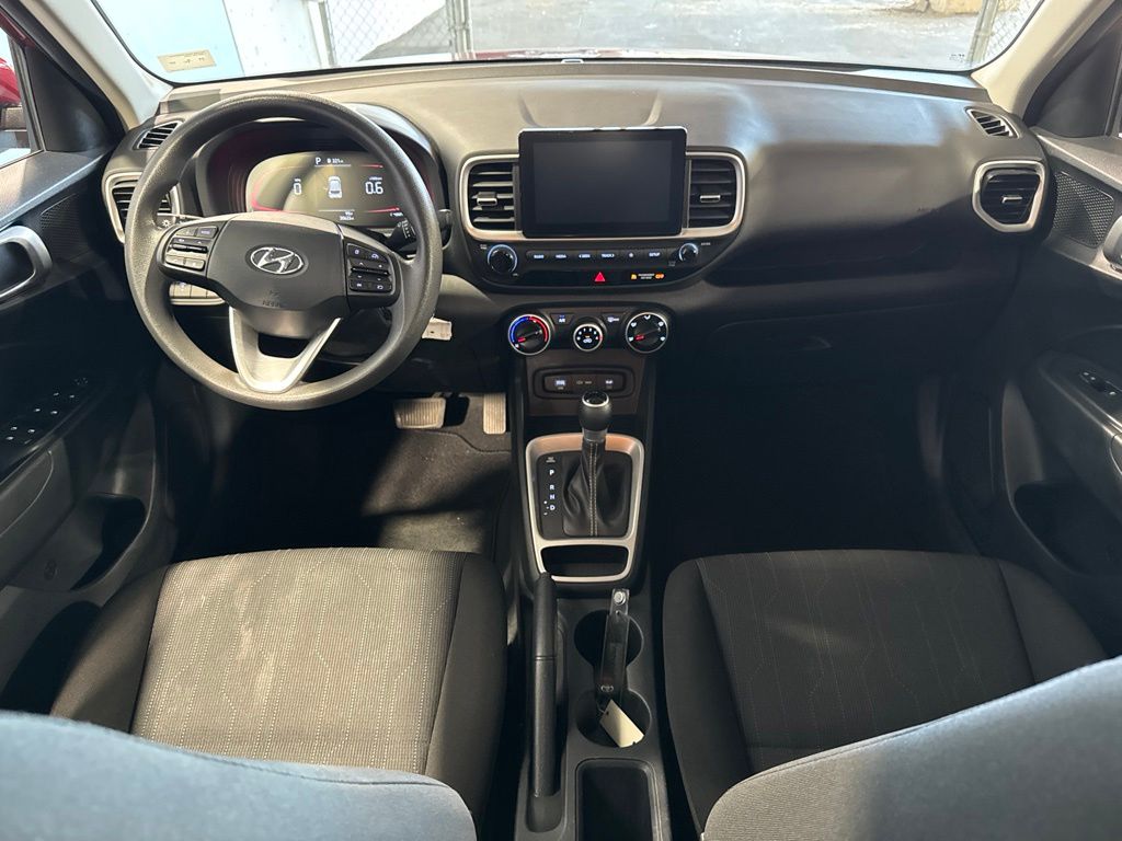 Thumbnail: 2025 Hyundai Venue - 25