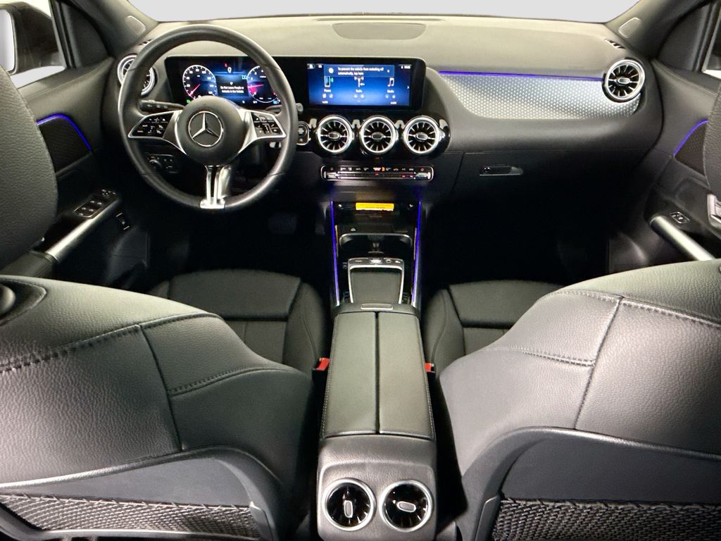 Thumbnail: 2025 Mercedes-Benz GLA - 13