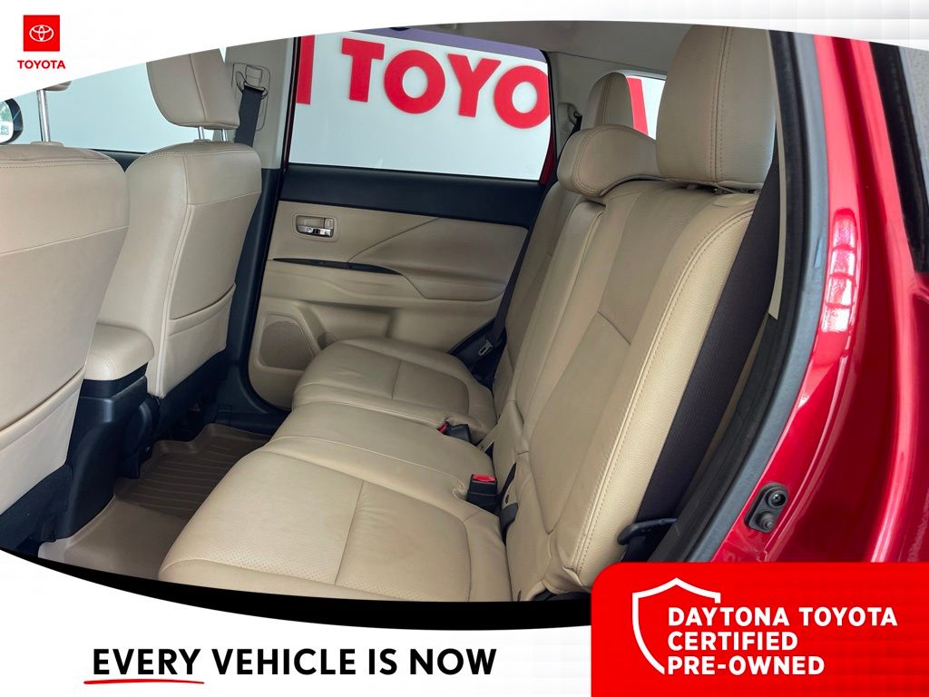 Used 2017 Mitsubishi Outlander SUV