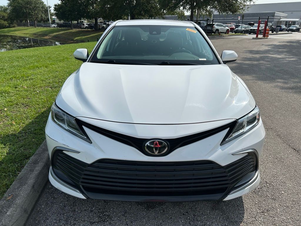 2021 Toyota Camry LE 8