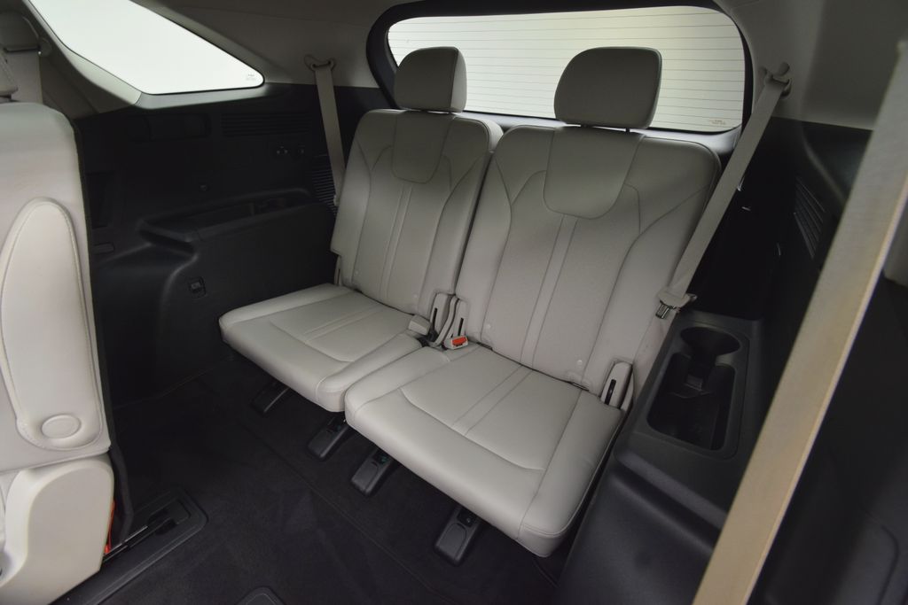 used 2023 Kia Sorento car, priced at $28,500