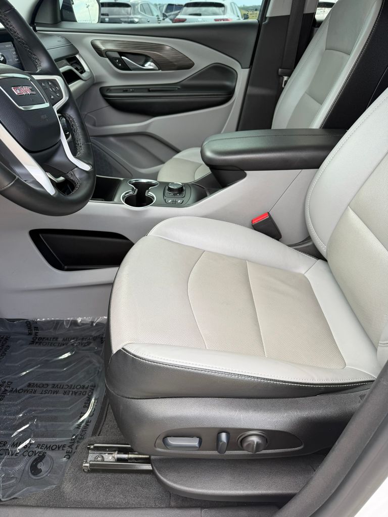 Used 2024 GMC Terrain SUV