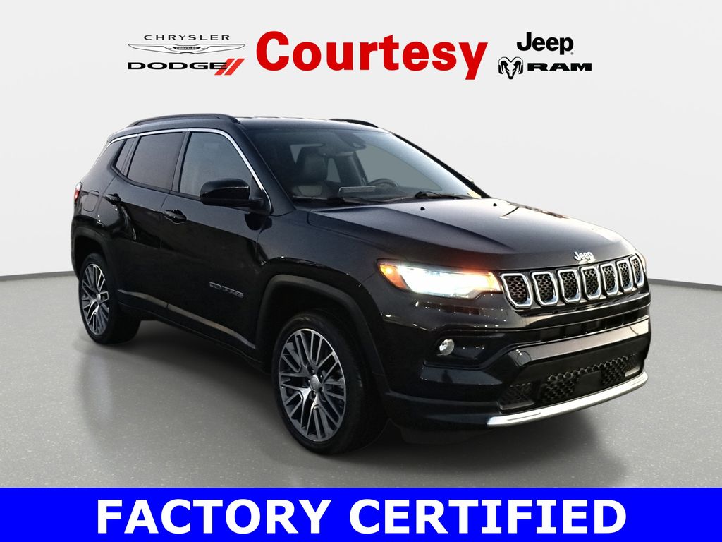 Diamond Black Crystal Pearlcoat 2023 Jeep Compass Limited 4WD SUV / Crossover Four-Wheel Drive 8-Speed Automatic