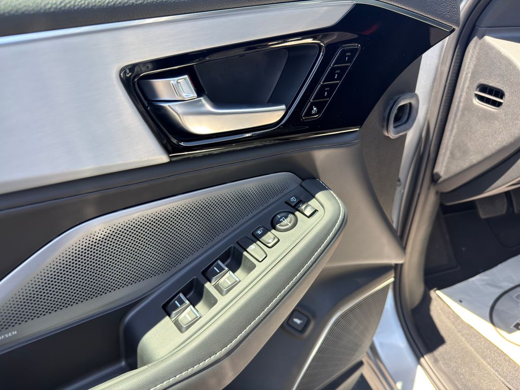 Thumbnail: 2026 Acura MDX - 13