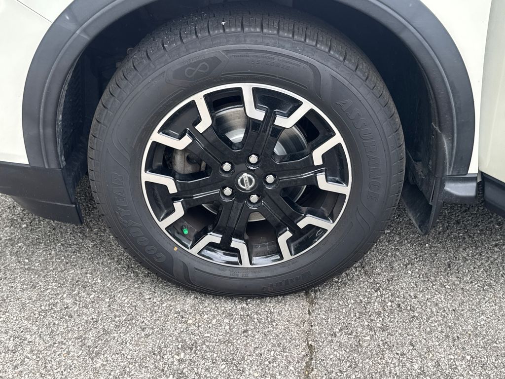 2019 Nissan Pathfinder SV White at Phil Fitts Ford