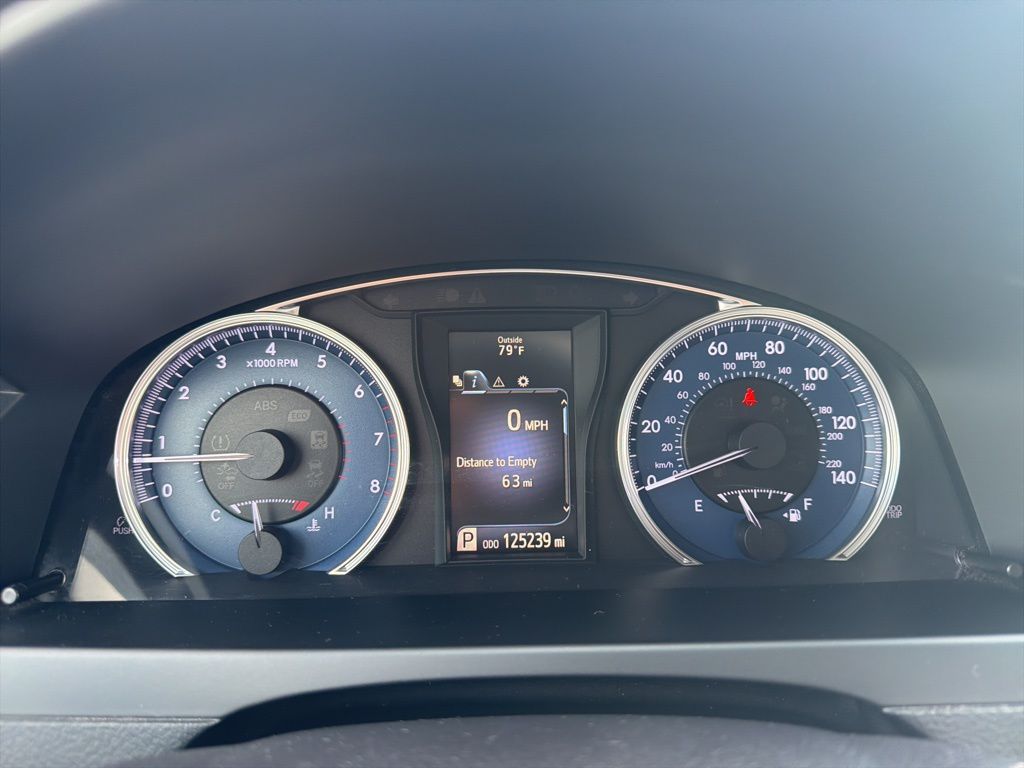 Thumbnail: 2016 Toyota Camry - 27