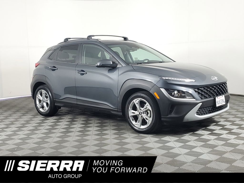 Thunder Gray 2022 Hyundai Kona SEL FWD SUV / Crossover Front-Wheel Drive Continuously Variable Transmission