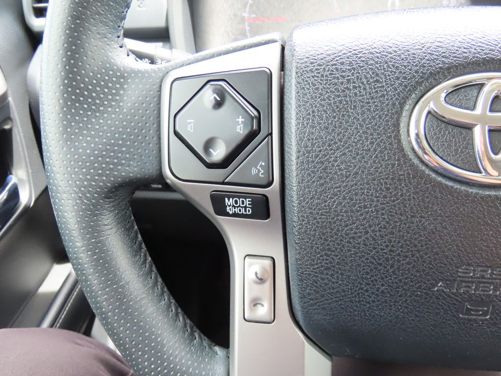 2020 Toyota 4Runner SR5 11
