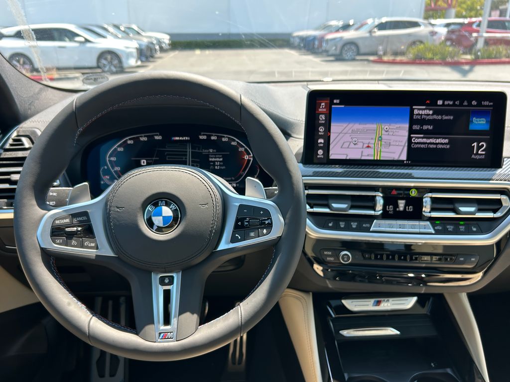 Thumbnail: 2025 BMW X4 - 17