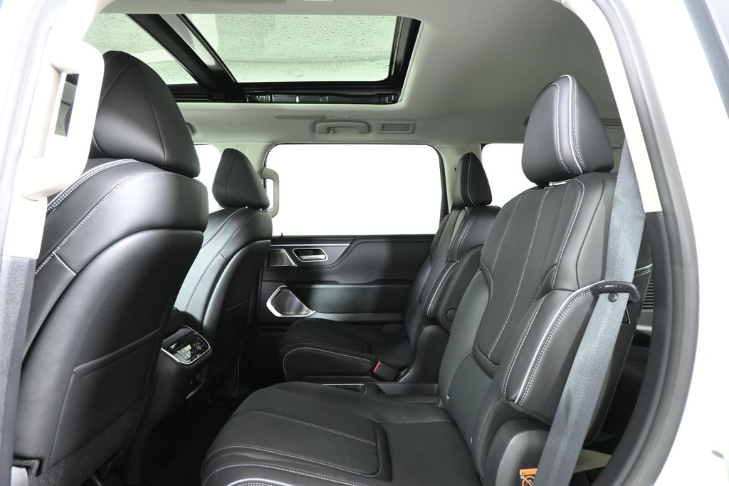 2025 INFINITI QX80 Sensory 26