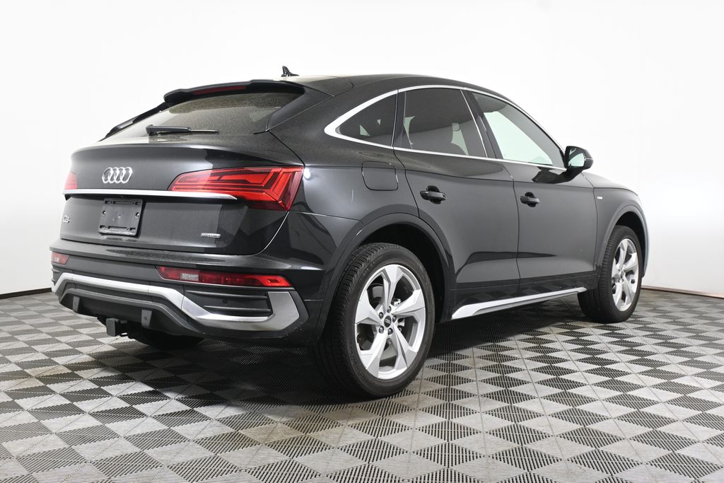 Thumbnail: 2023 Audi Q5 - 7