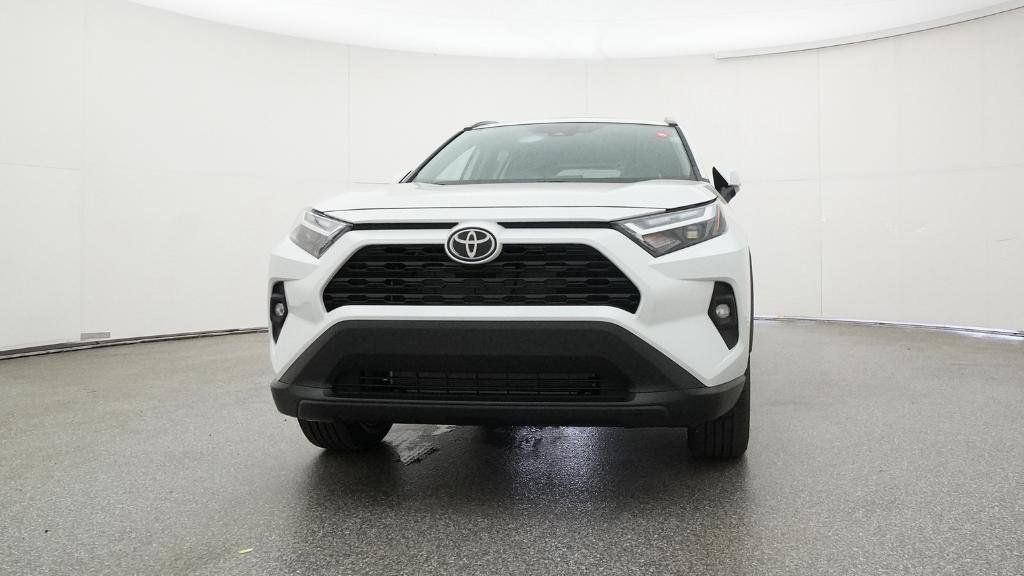 Thumbnail: 2025 Toyota RAV4 - 10