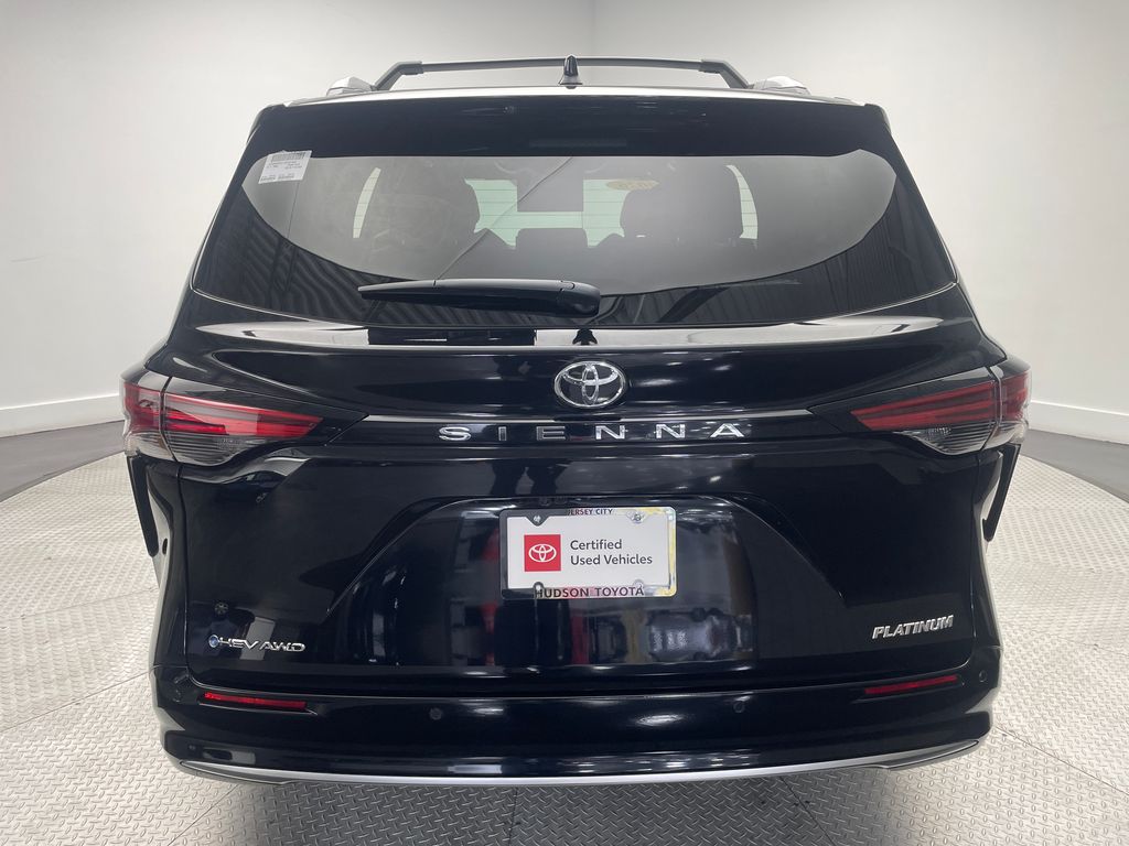 Thumbnail: 2026 Toyota Sienna - 6