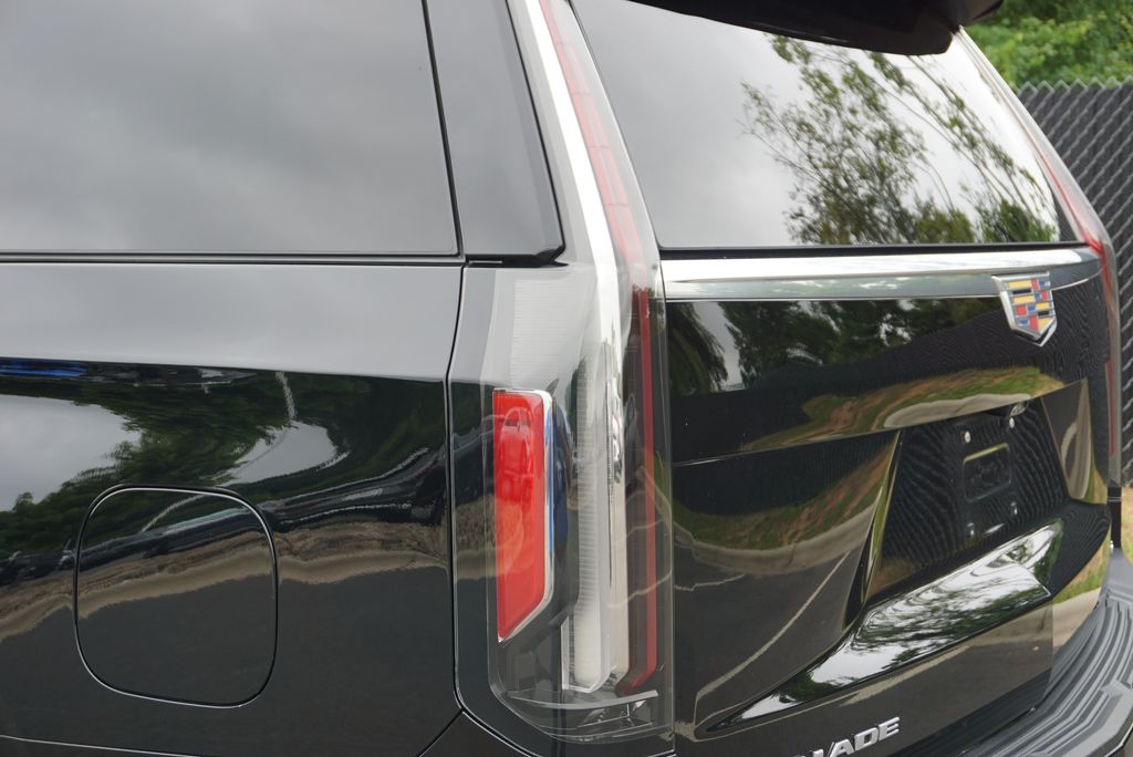 Thumbnail: 2023 Cadillac Escalade - 14