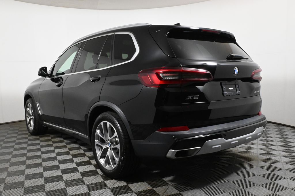 Thumbnail: 2023 BMW X5 - 5