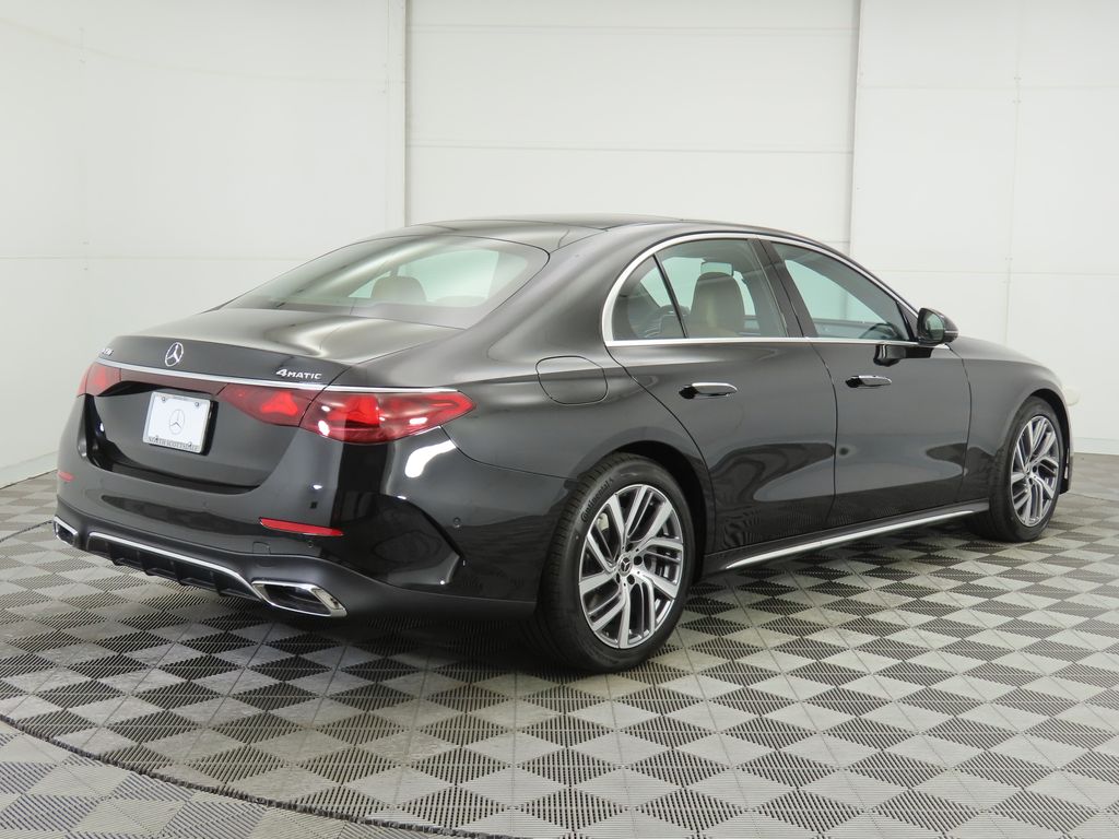 Thumbnail: 2025 Mercedes-Benz E-Class - 5