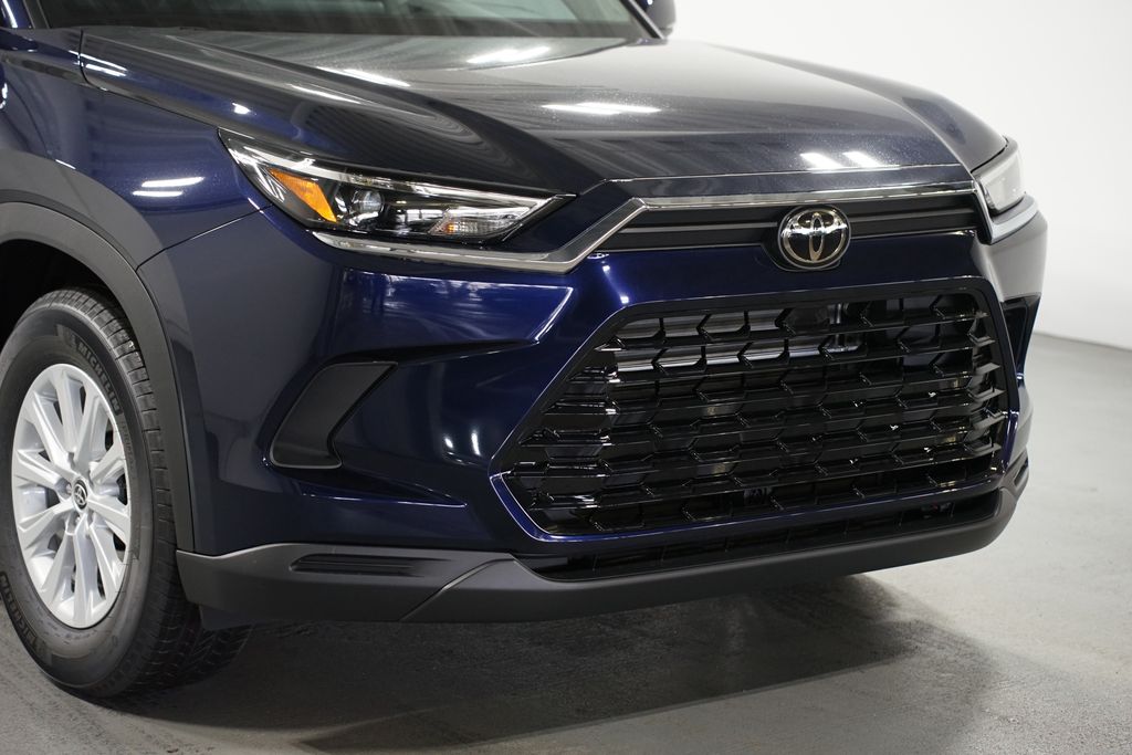 Thumbnail: 2026 Toyota Grand Highlander - 4