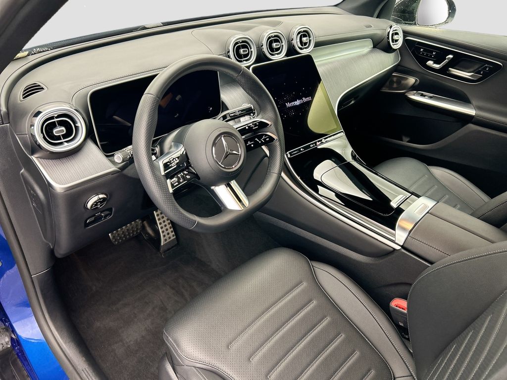 Thumbnail: 2025 Mercedes-Benz GLC - 9