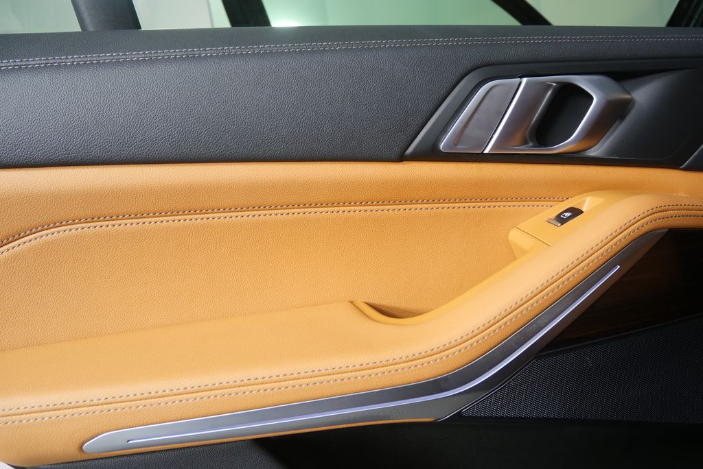 Thumbnail: 2020 BMW X5 - 13