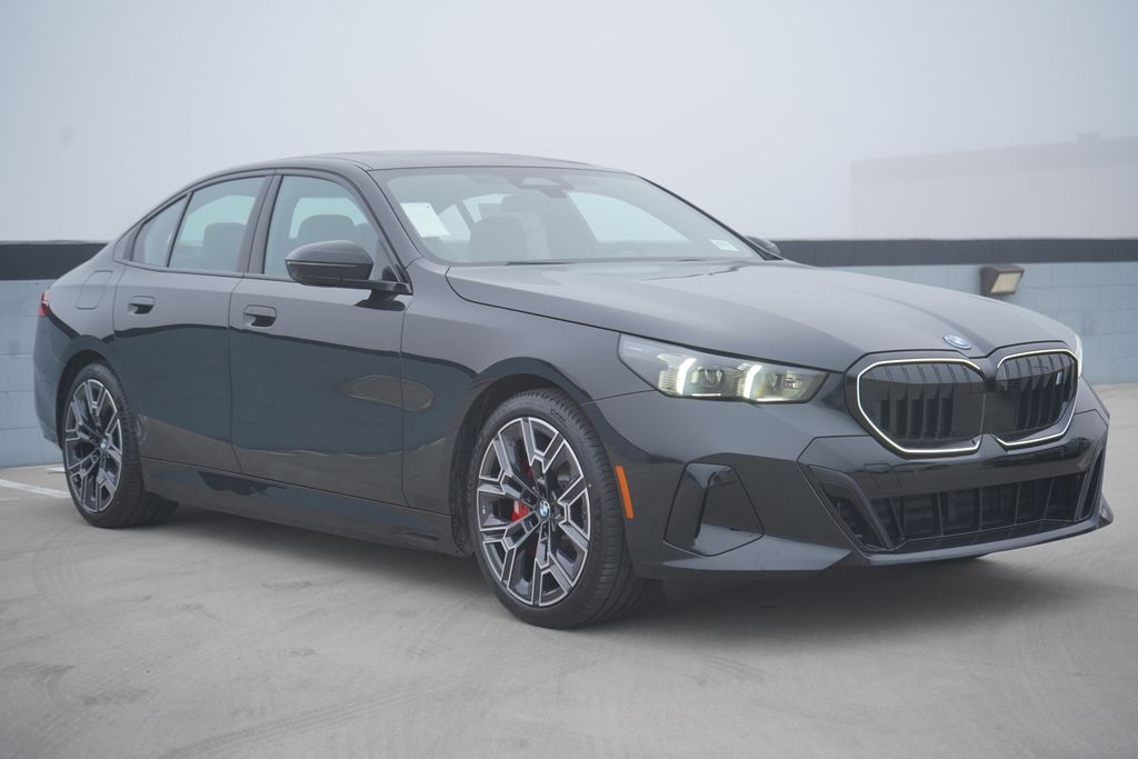 Thumbnail: 2026 BMW i5 - 3