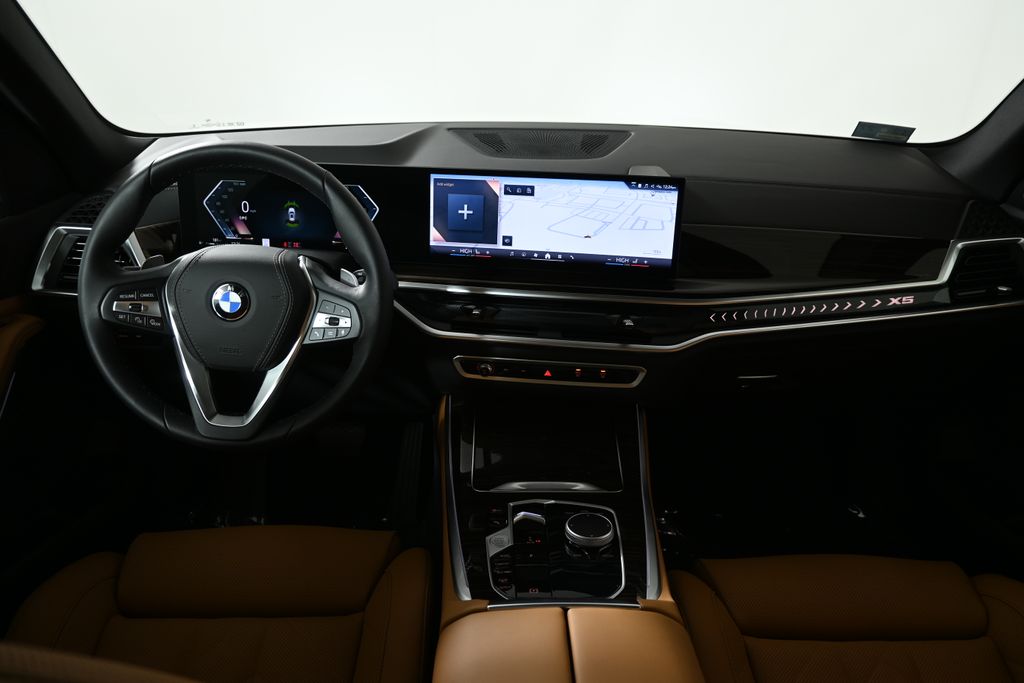 Thumbnail: 2026 BMW X5 - 17