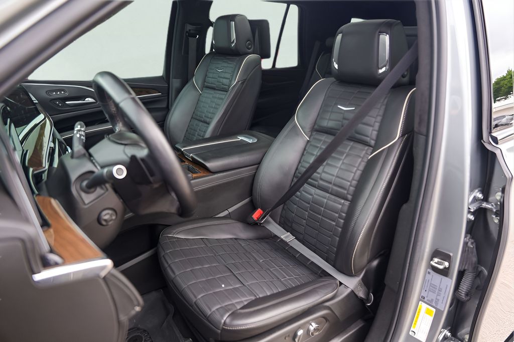 Used Car 2023 Cadillac Escalade  Sport Platinum For Sale Under $80,000 In Austin, Texas