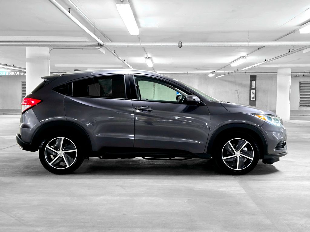 2022 Honda HR-V EX-L 18