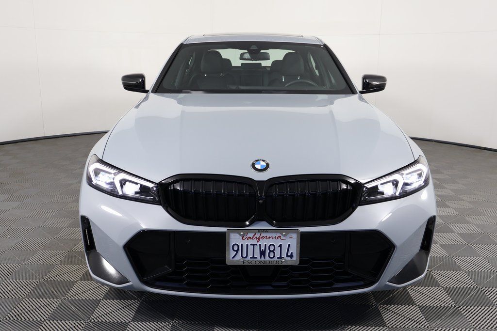 Thumbnail: 2025 BMW 3 Series - 2