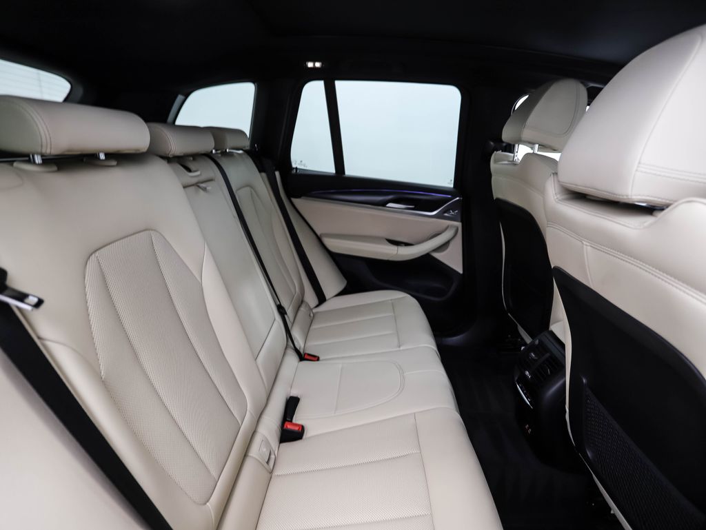 Thumbnail: 2023 BMW X3 - 26