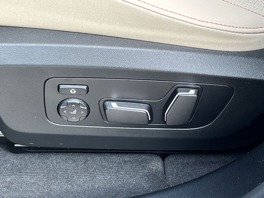 Thumbnail: 2026 BMW X3 - 12