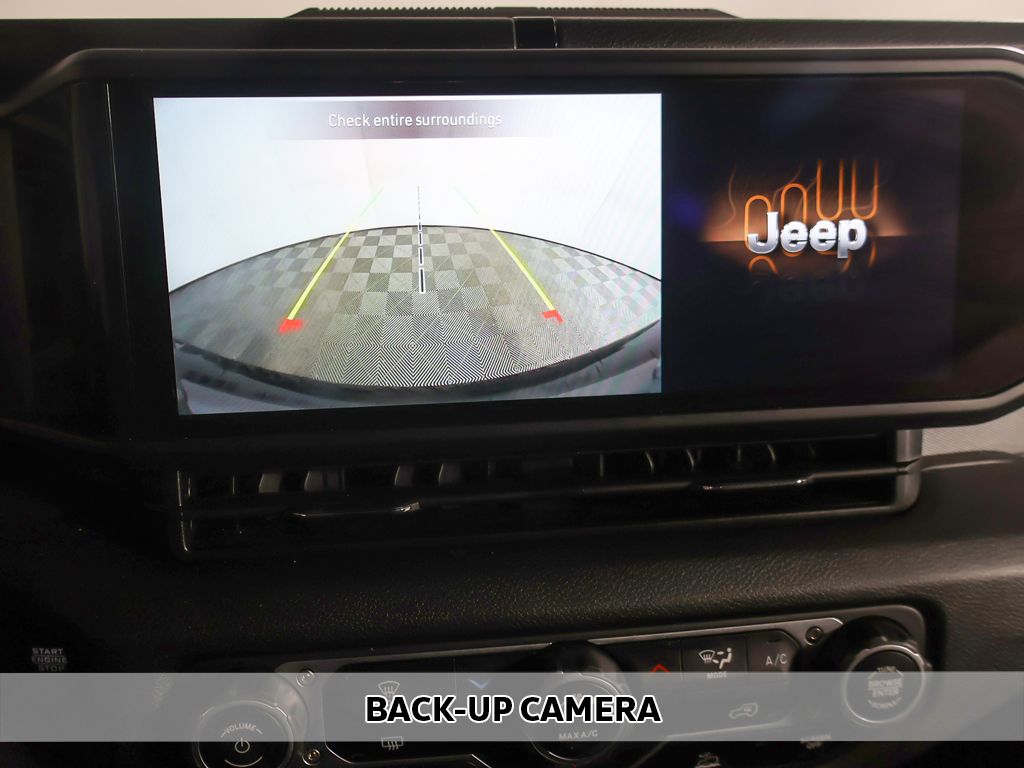 Used 2025 Black Jeep Sport S image 4