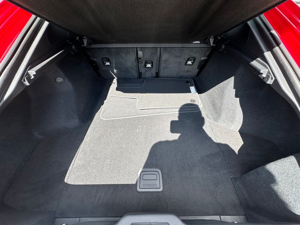 Thumbnail: 2025 Porsche Panamera - 31