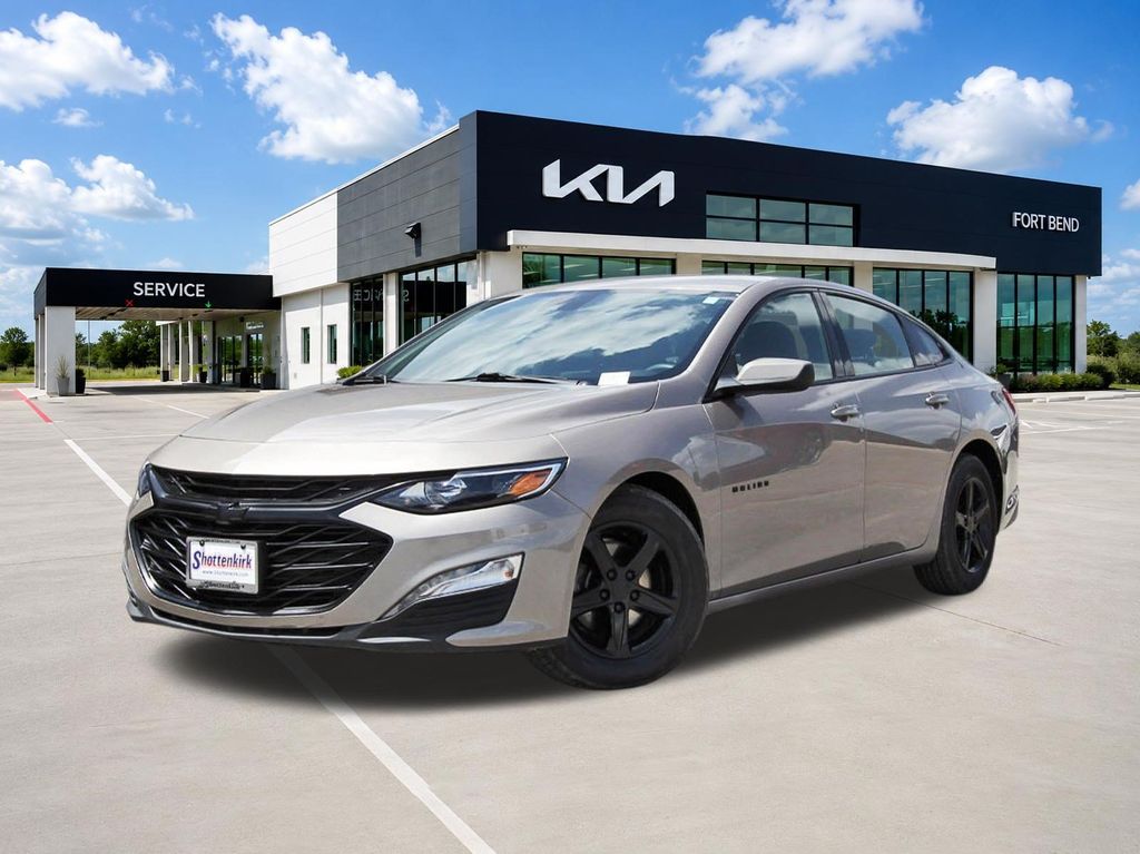 2023 Chevrolet Malibu LT - 0