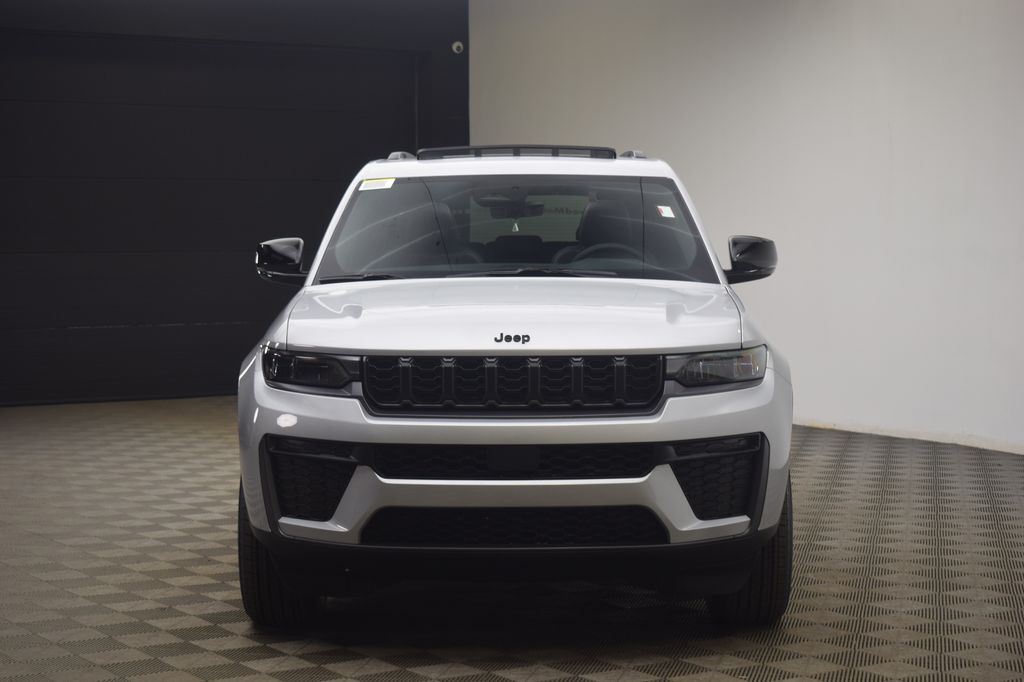 new 2026 Jeep Grand Cherokee car, priced at $46,442